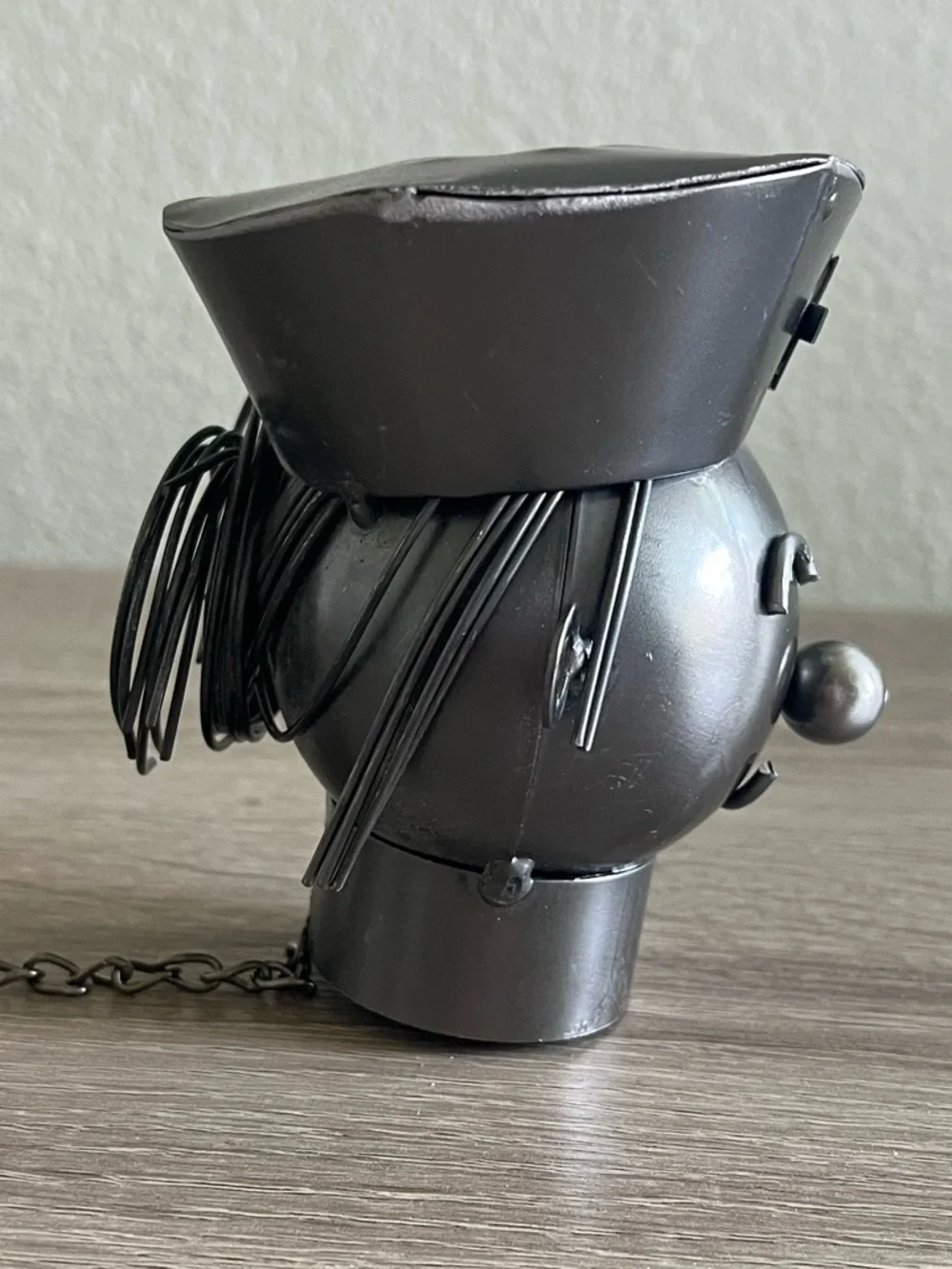 Metal Decorative Nurse Wine Holder Smoky gray metal